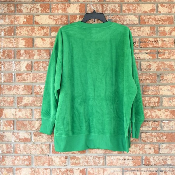 CROWN & Ivy Green Top - Picture 4 of 5